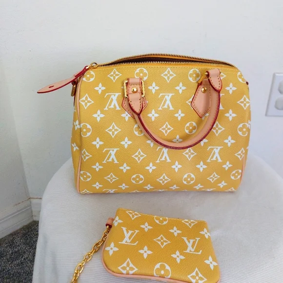 SEND OFFERS LV Yellow Speedy Bag - Picture 7 of 10